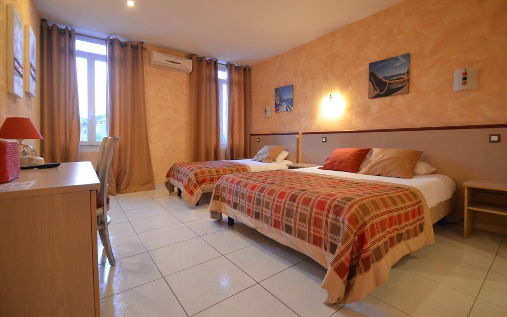 Auberge De Bonpas Logis De France Hotel Avignon Cameră foto